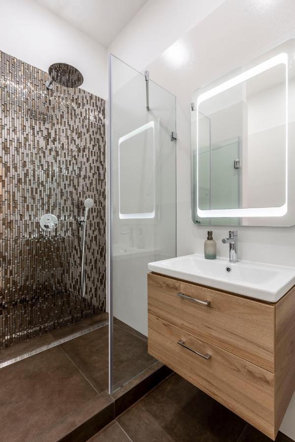 Luxurious Bajcsy Residence Next To The Basilica Budapest Exterior foto