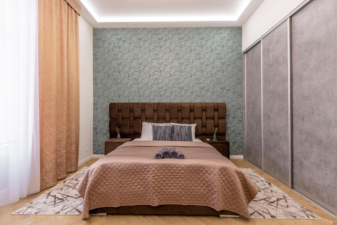 Luxurious Bajcsy Residence Next To The Basilica Budapest Exterior foto